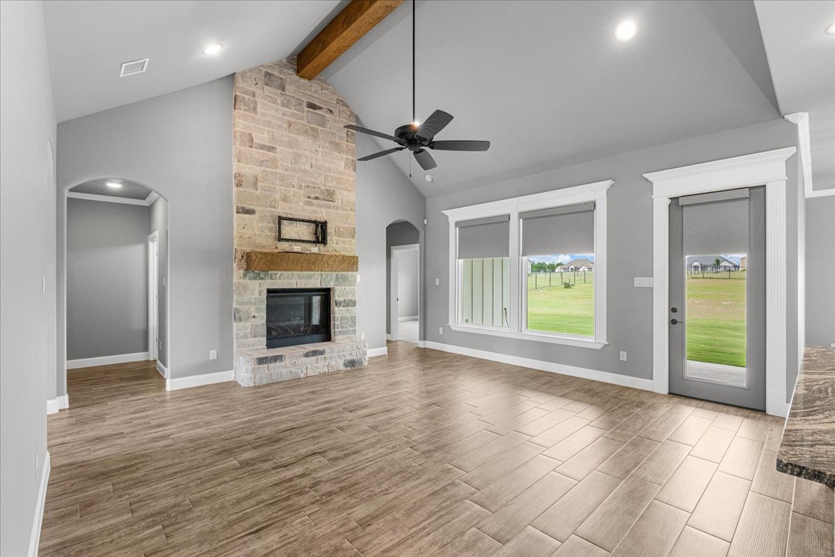 8016 County Road 1006 Godley TX 76044