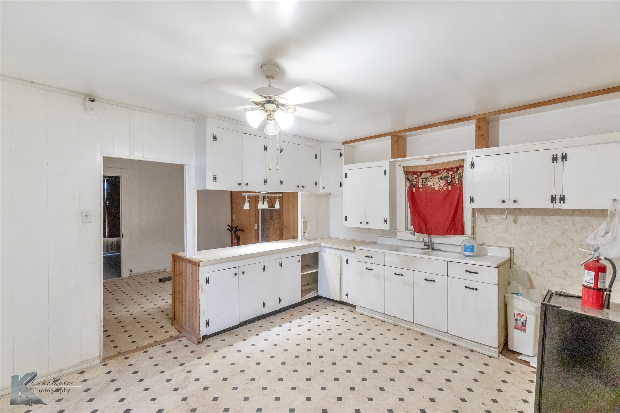 711 & 713 S Neches Street Coleman TX 76834