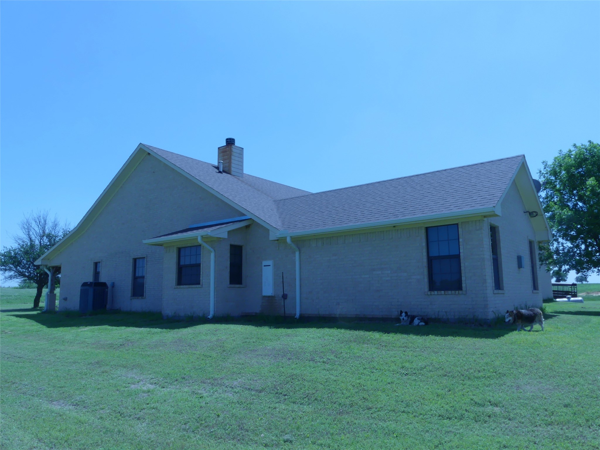 3421 School House Road Forestburg TX 76239