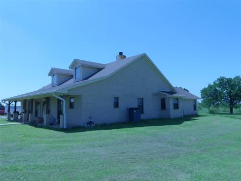 3421 School House Road Forestburg TX 76239