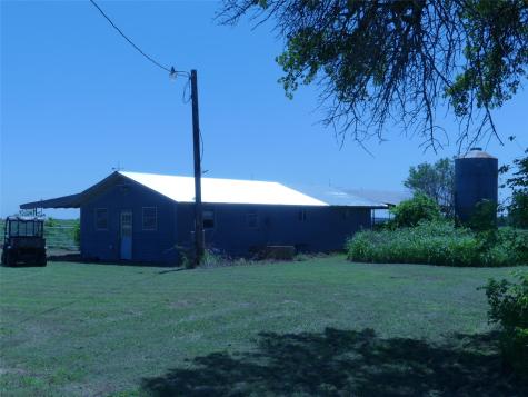 3421 School House Road Forestburg TX 76239