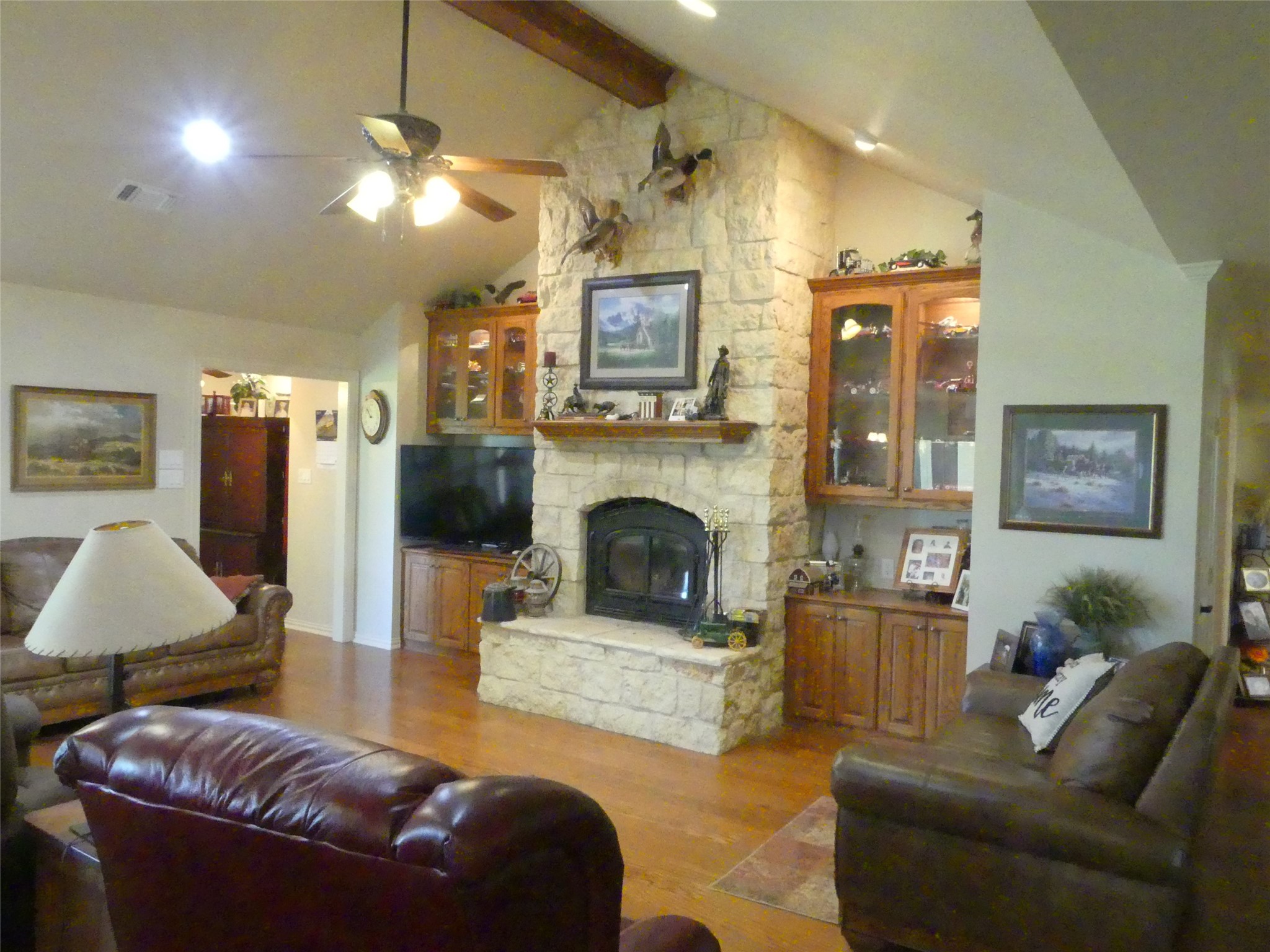 3421 School House Road Forestburg TX 76239