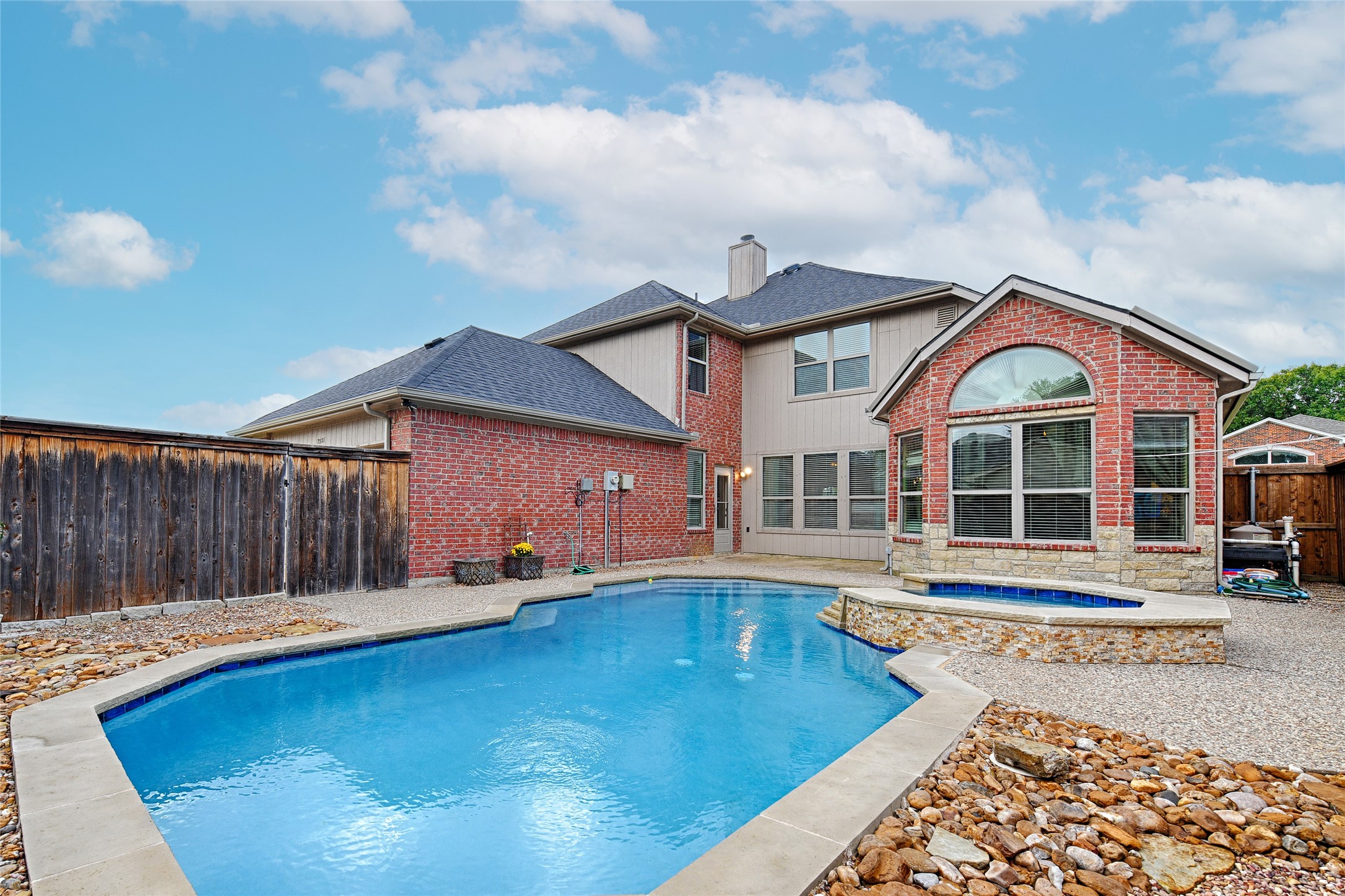 7521 Lagoon Drive Rowlett TX 75088