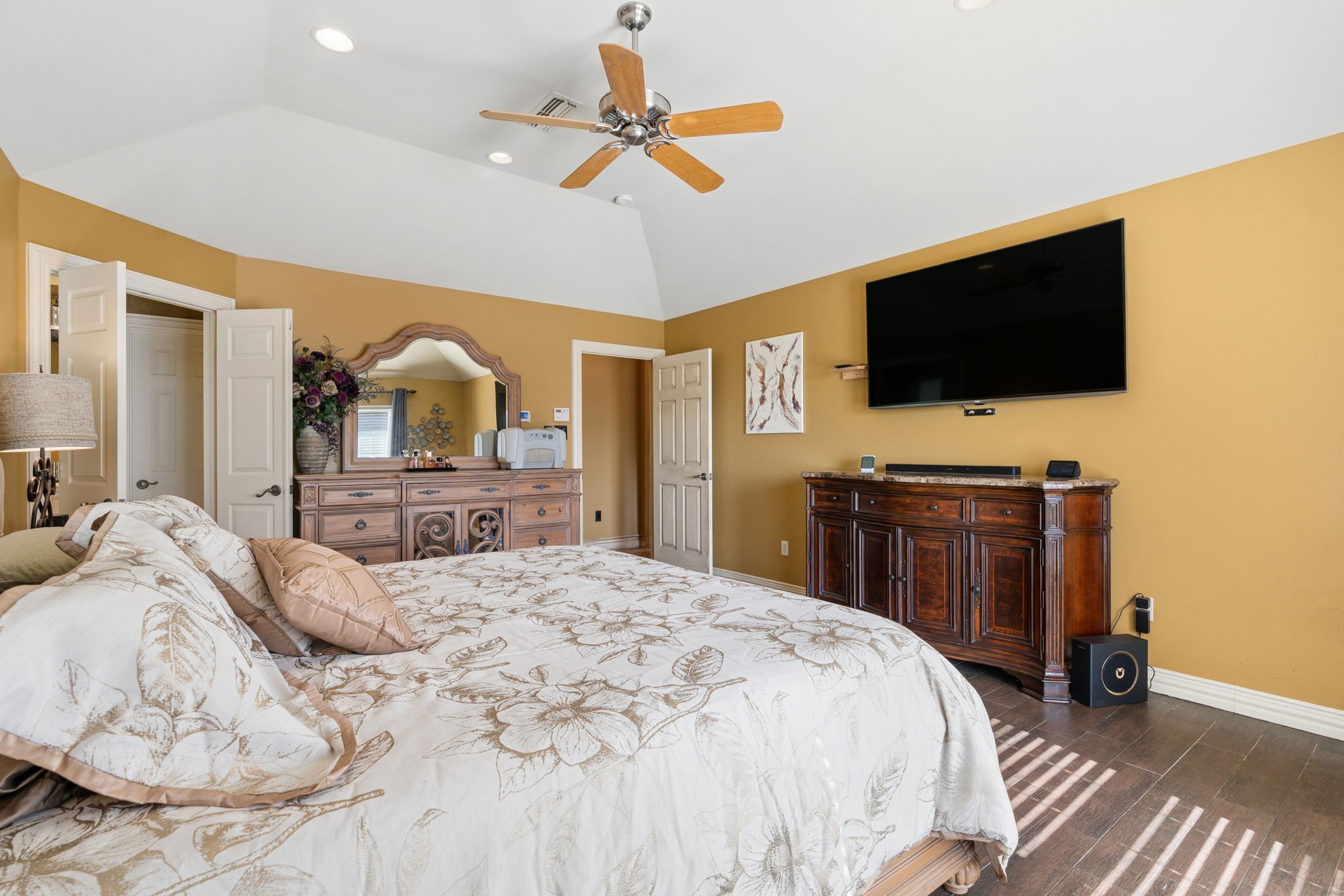 719 Joy Rhome TX 76078