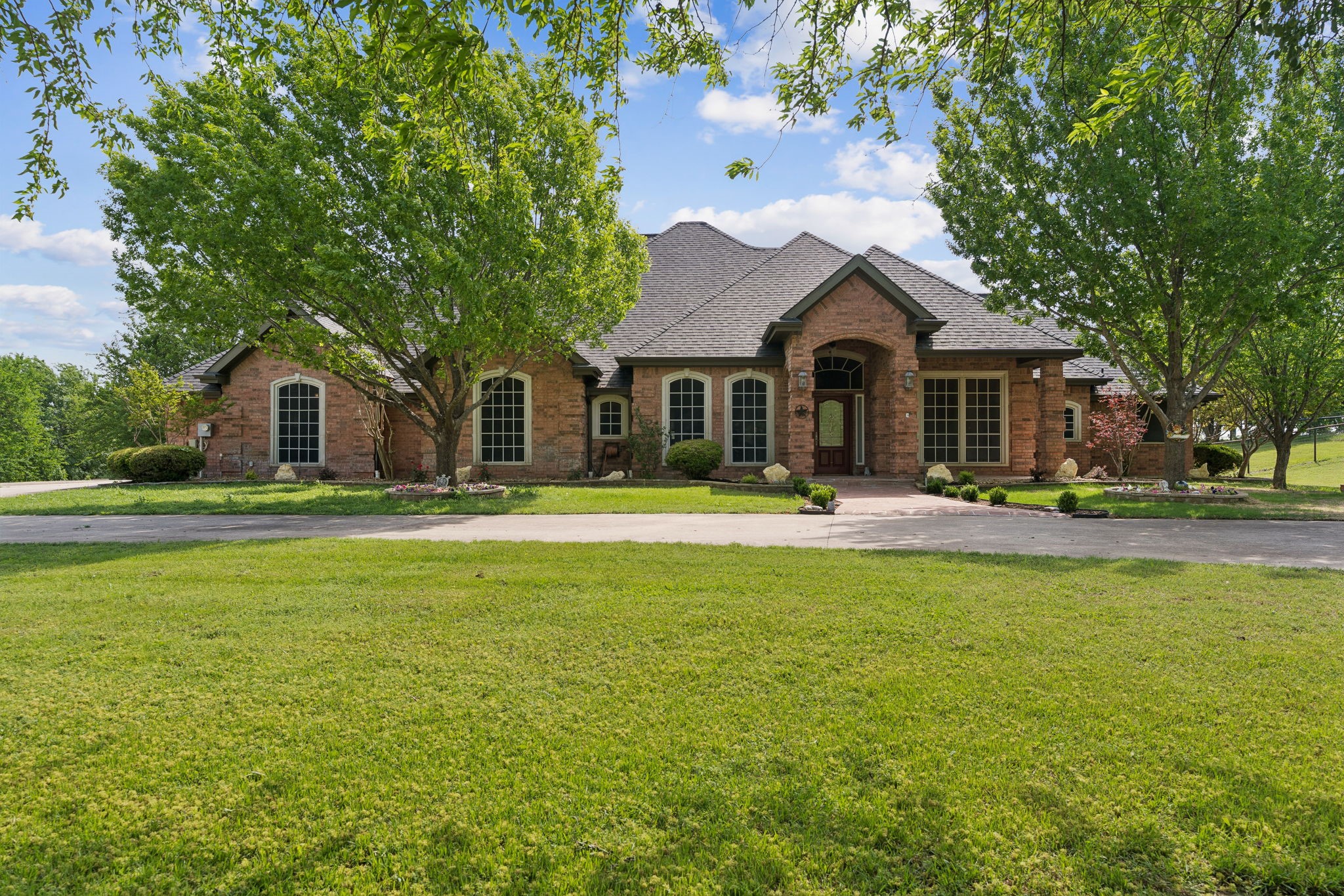 719 Joy Rhome TX 76078