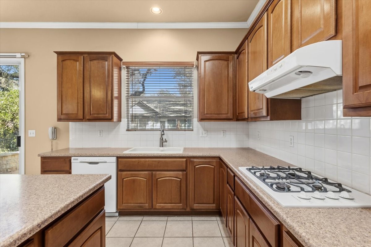 211 Whispering Wind Drive Georgetown TX 78633