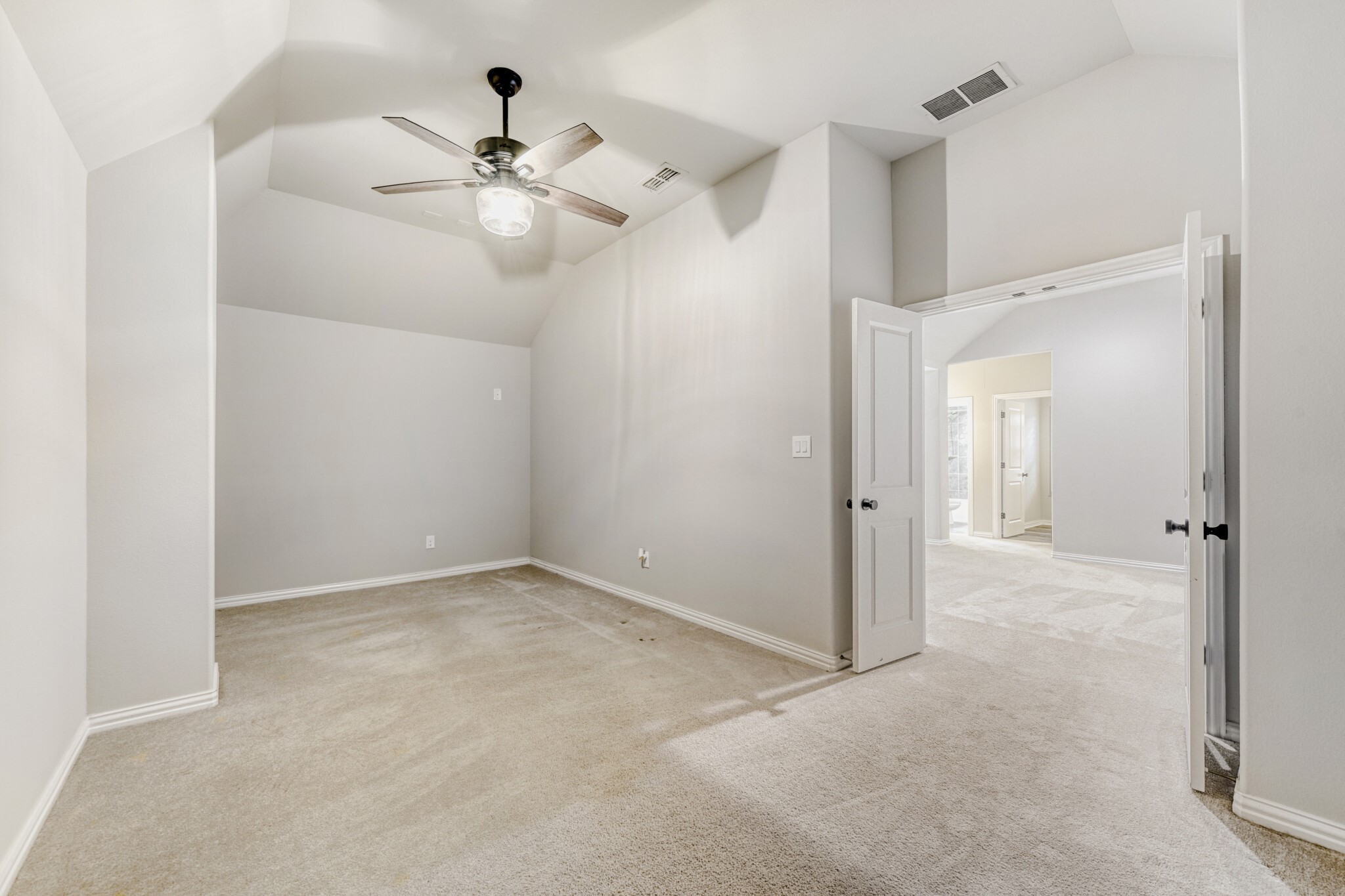 2633 Walnut Creek Lane The Colony TX 75056