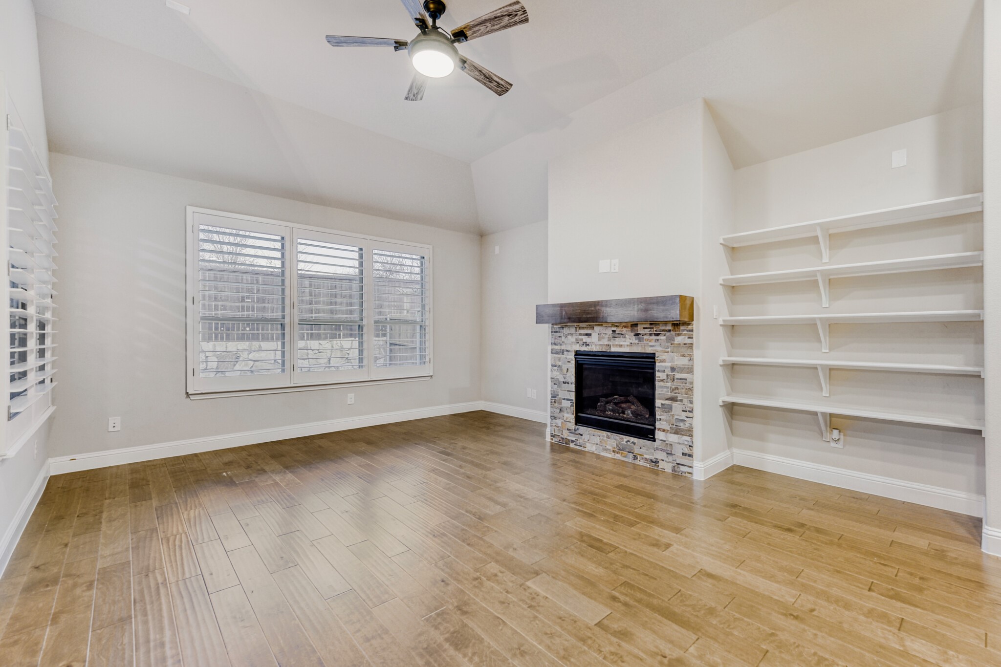2633 Walnut Creek Lane The Colony TX 75056