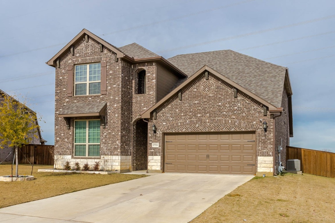 2721 Lazy Pine Lane Arlington TX 76001