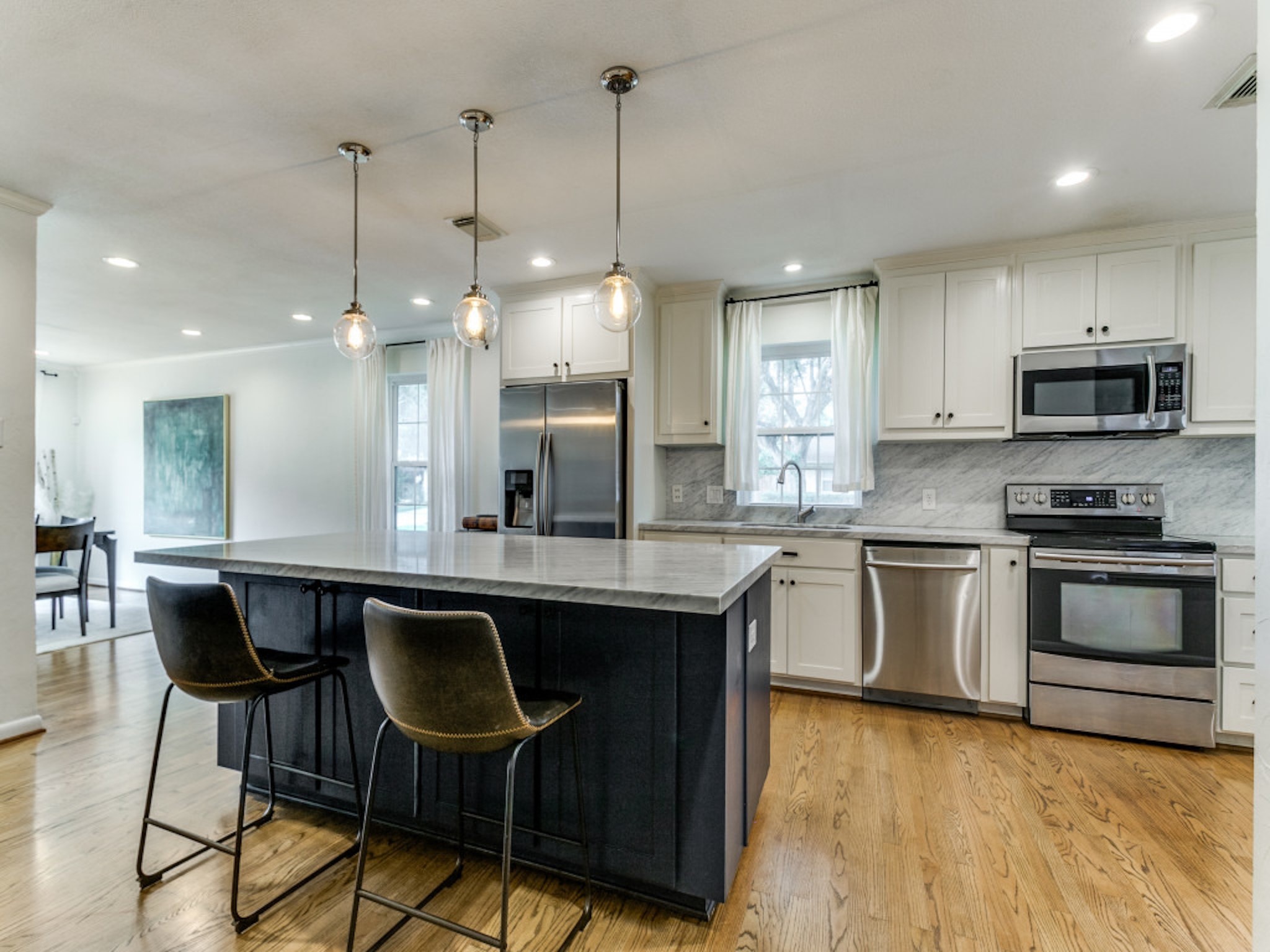7105 Bennington Drive Dallas TX 75214