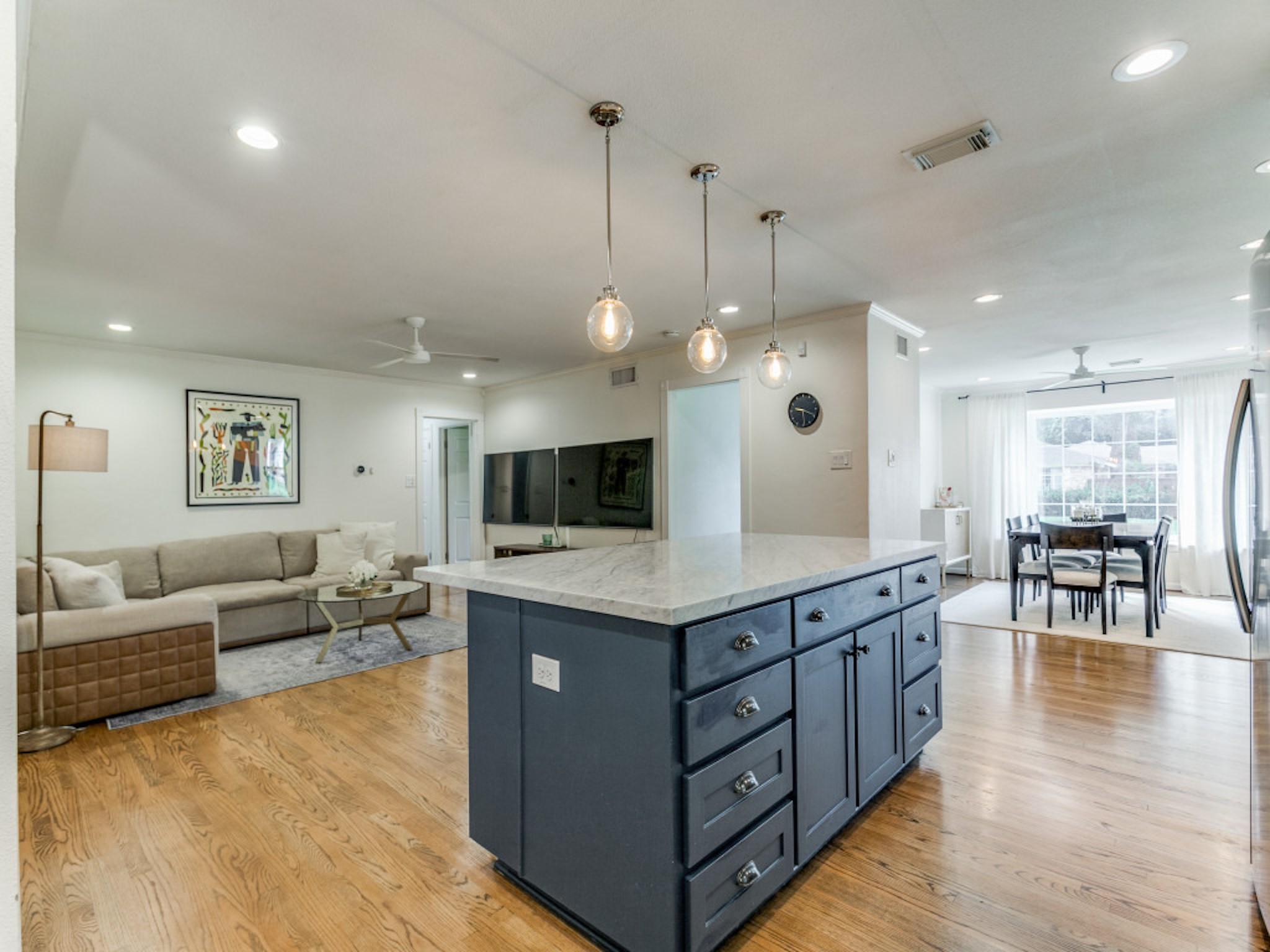 7105 Bennington Drive Dallas TX 75214