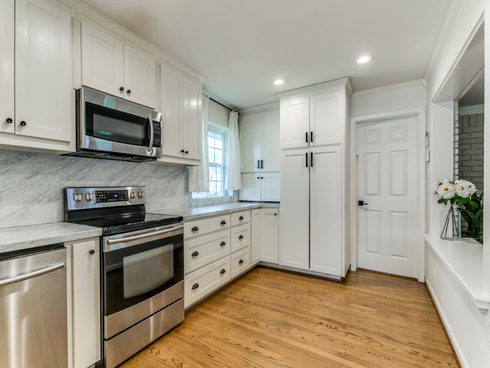 7105 Bennington Drive Dallas TX 75214