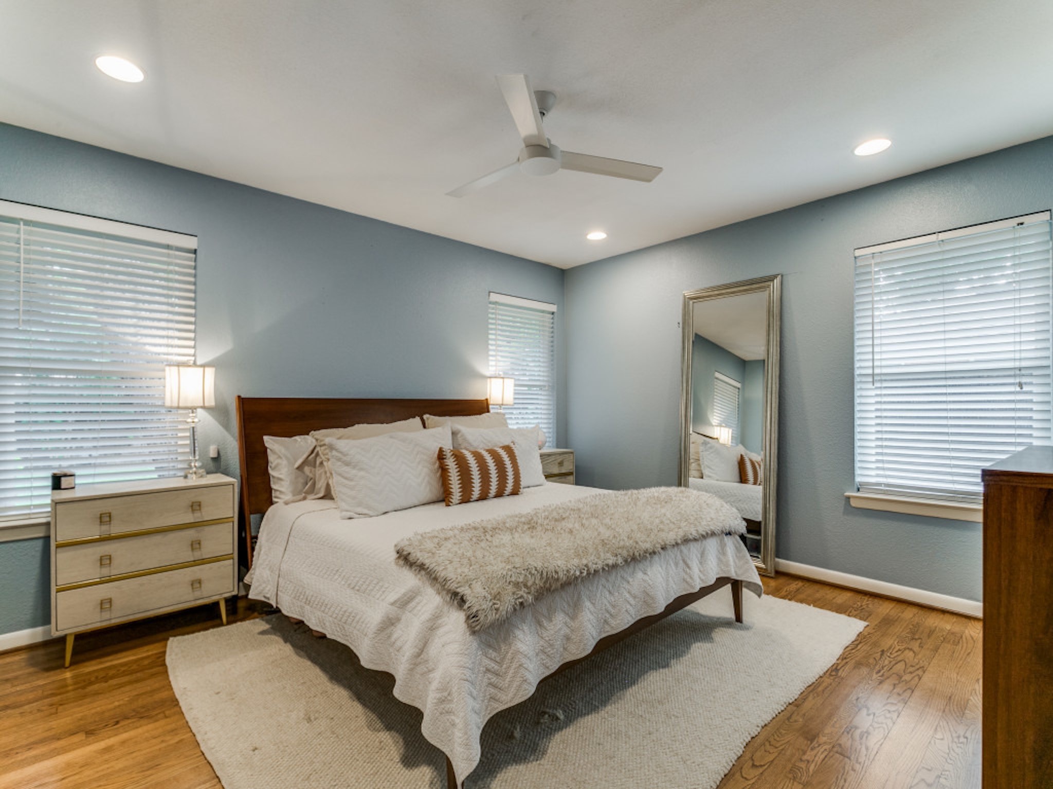 7105 Bennington Drive Dallas TX 75214