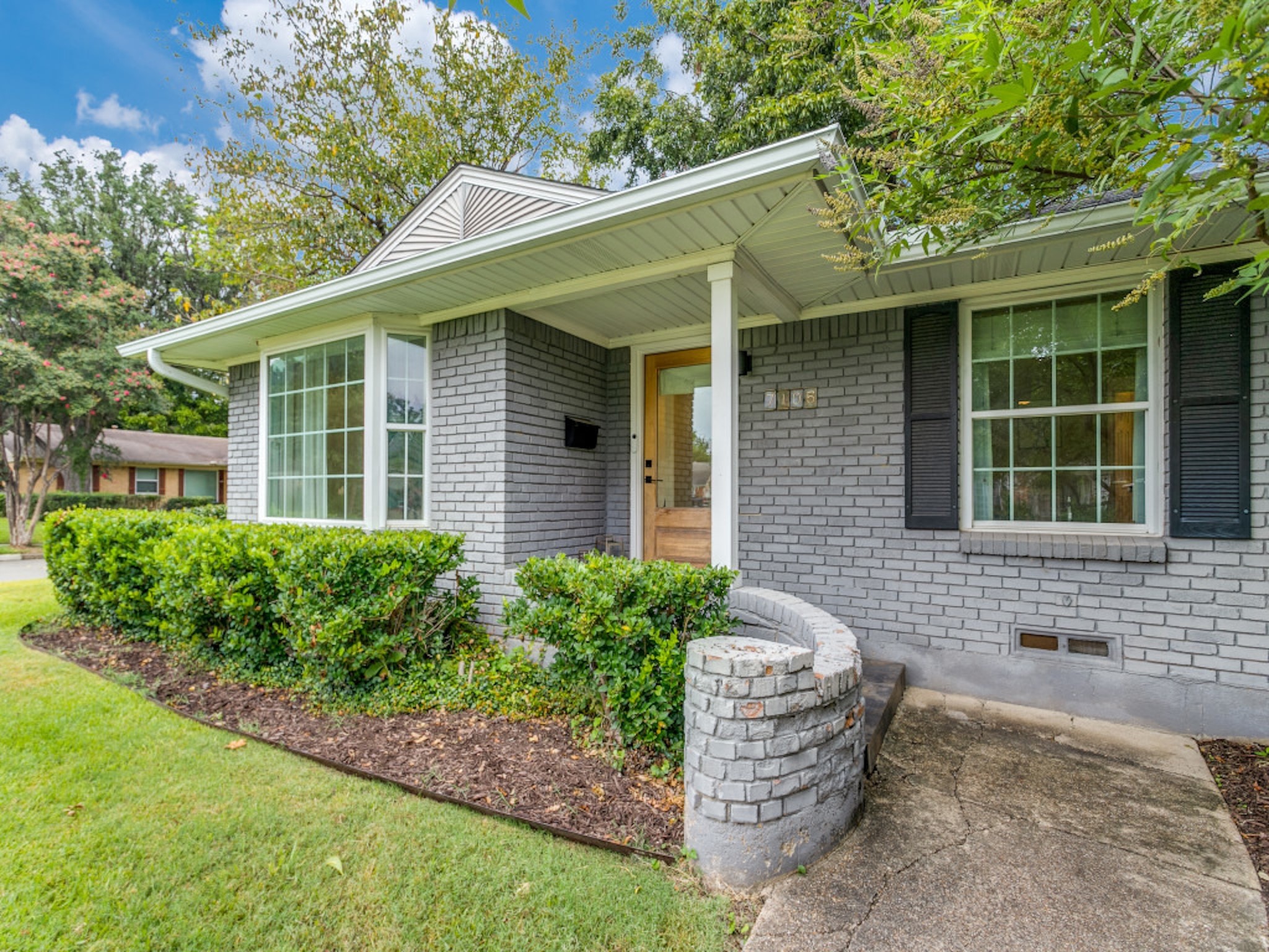 7105 Bennington Drive Dallas TX 75214