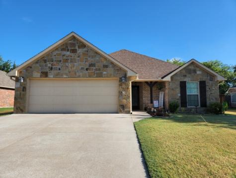 2236 N Village Drive Bonham TX 75418
