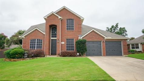 2506 Great Bear Lane Denton TX 76210