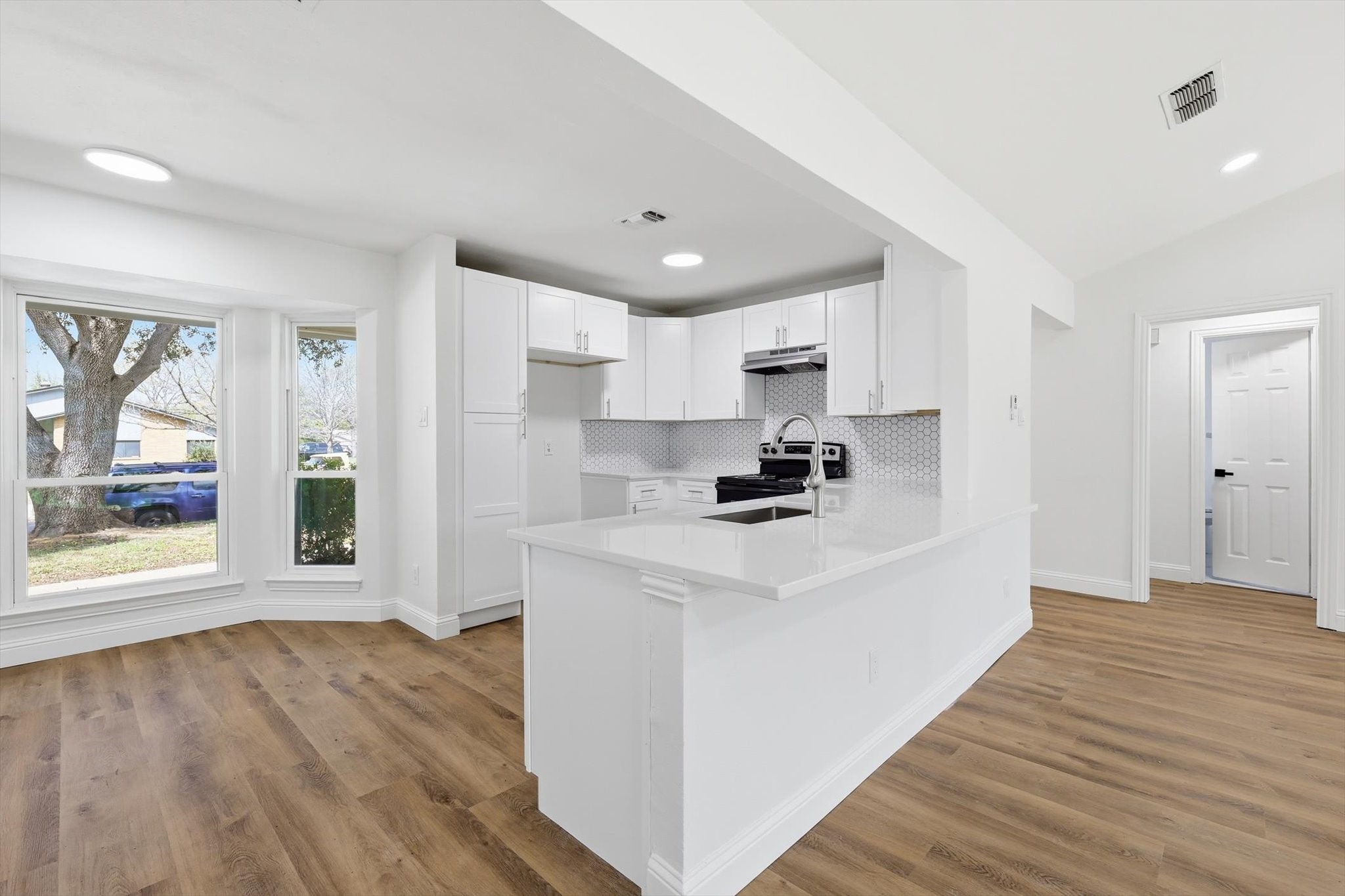 2211 Sierra Drive Grapevine TX 76051