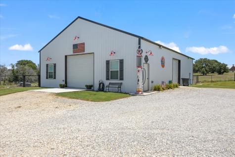 965 County Road 223 Stephenville TX 76401