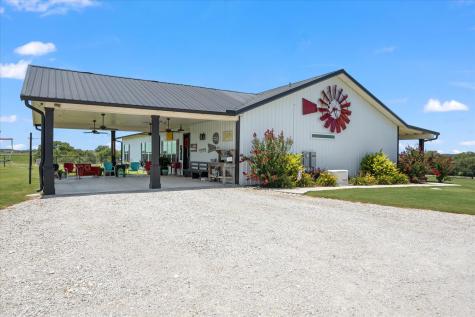 965 County Road 223 Stephenville TX 76401