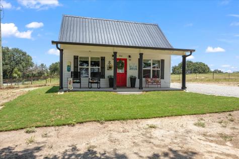 965 County Road 223 Stephenville TX 76401