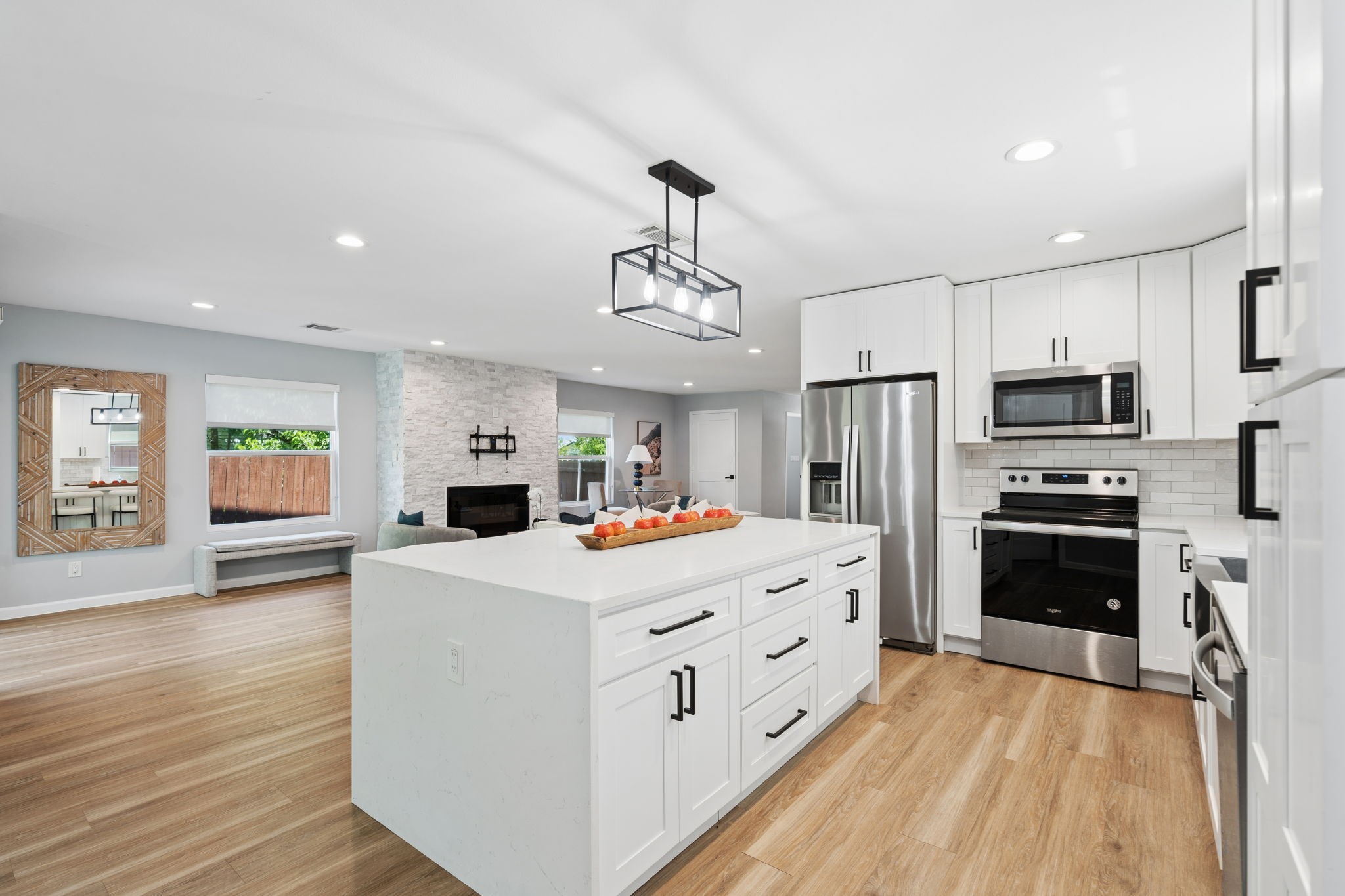 2728 Livingston Avenue Fort Worth TX 76110