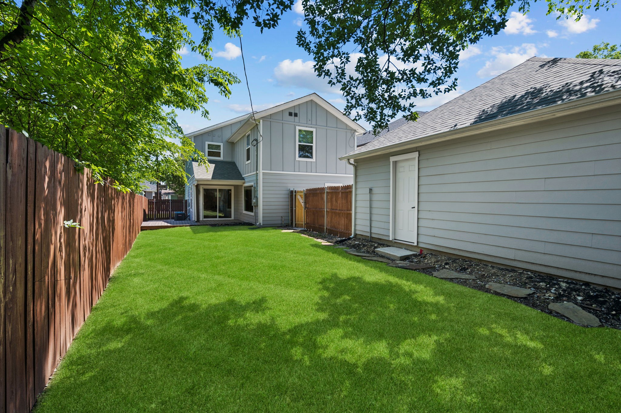 2728 Livingston Avenue Fort Worth TX 76110