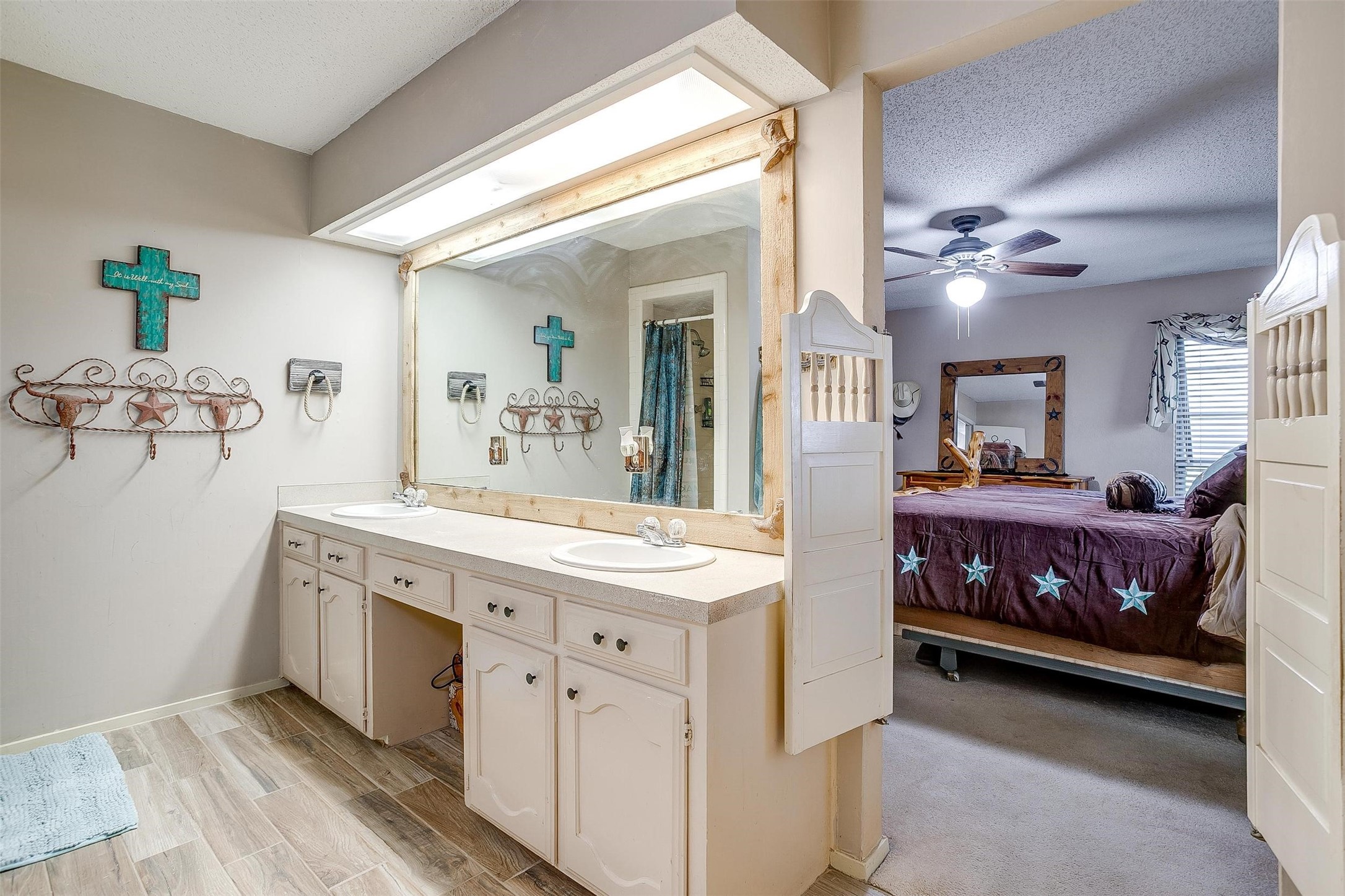 1824 Fm 731 Burleson TX 76028