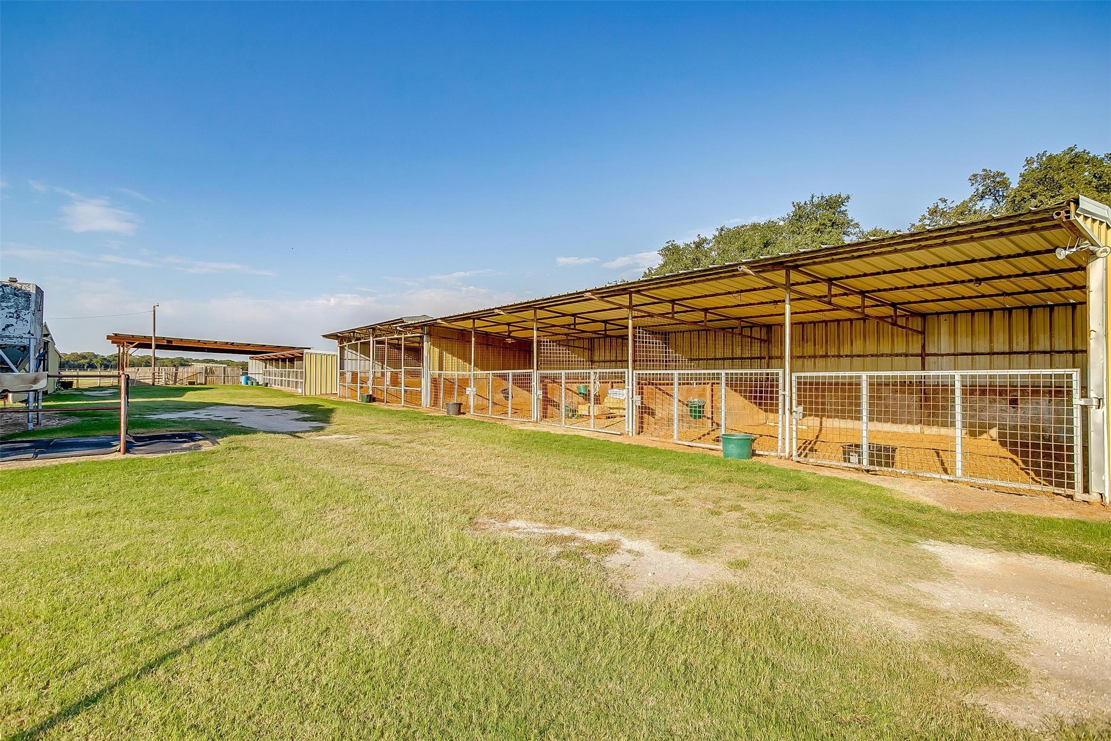 1824 Fm 731 Burleson TX 76028