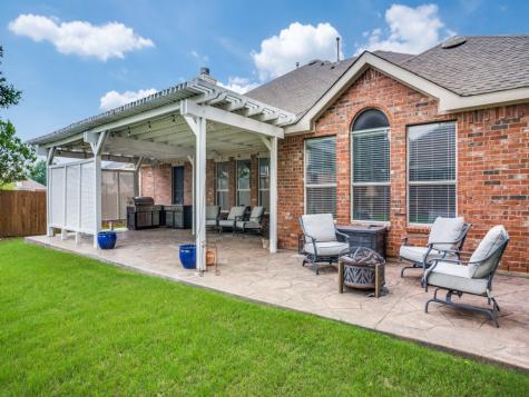 2216 Forest Creek Drive Mansfield TX 76063