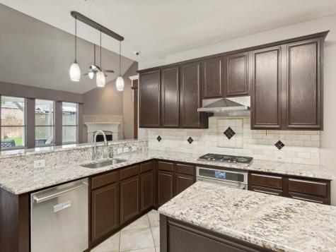 2216 Forest Creek Drive Mansfield TX 76063