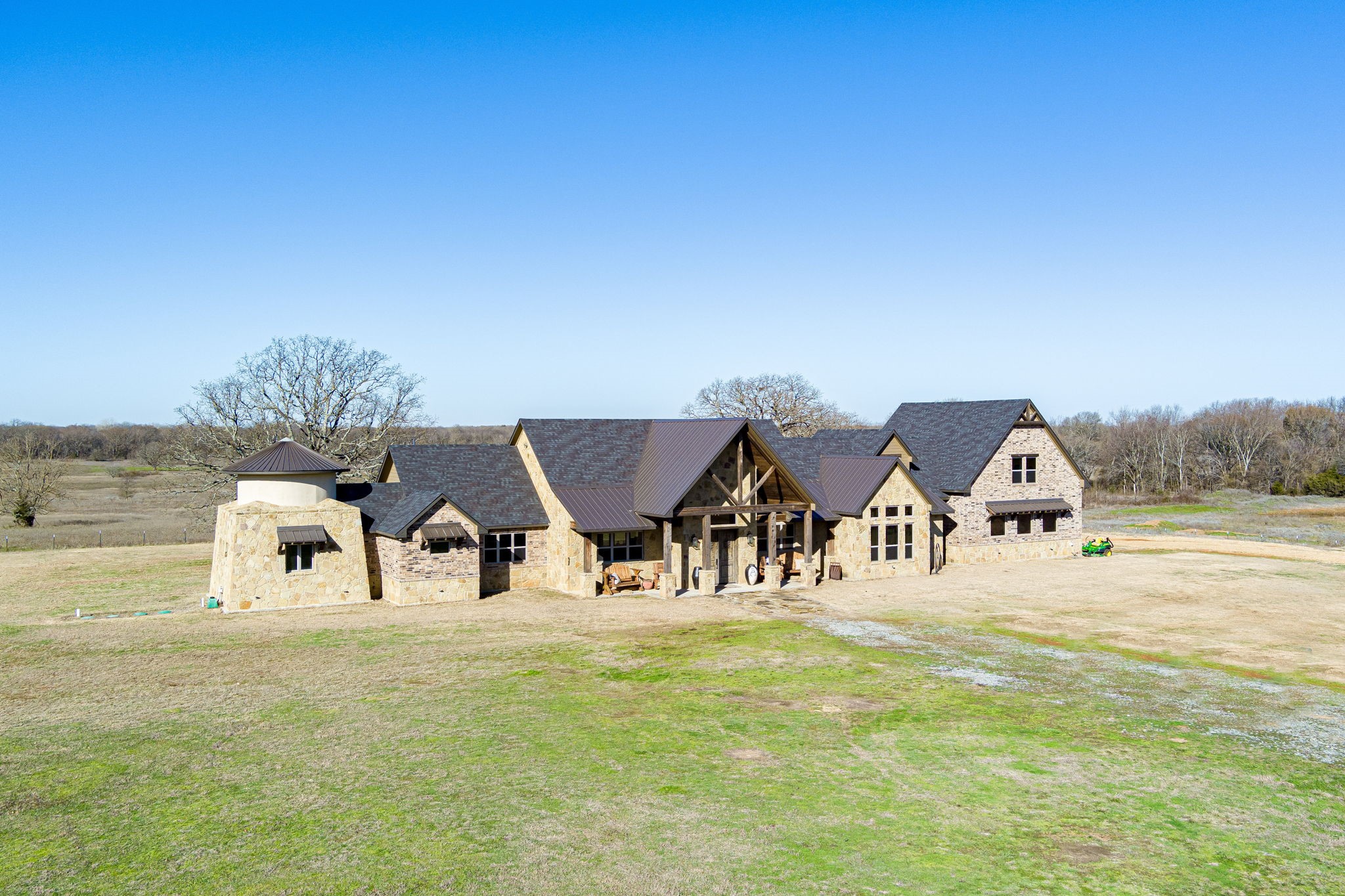 2141 County Road 1025 Ravenna TX 75476