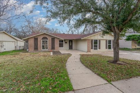318 Meadowhill Drive Garland TX 75043