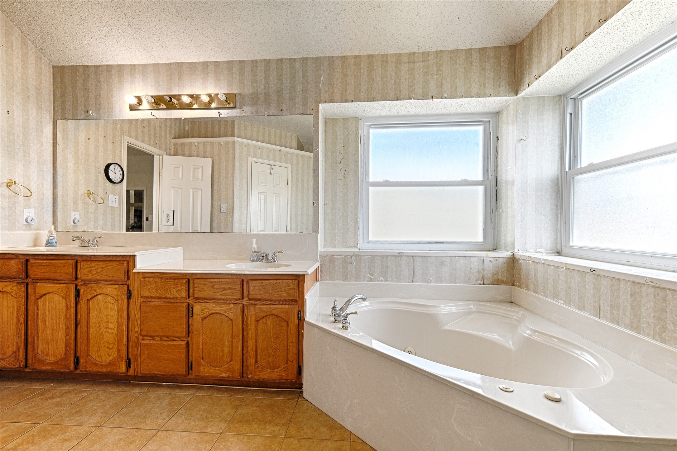 1544 Birkenhead Lane Lancaster TX 75134