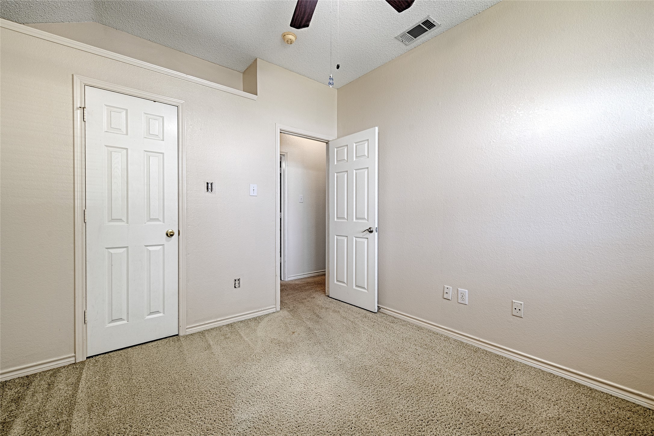 1544 Birkenhead Lane Lancaster TX 75134