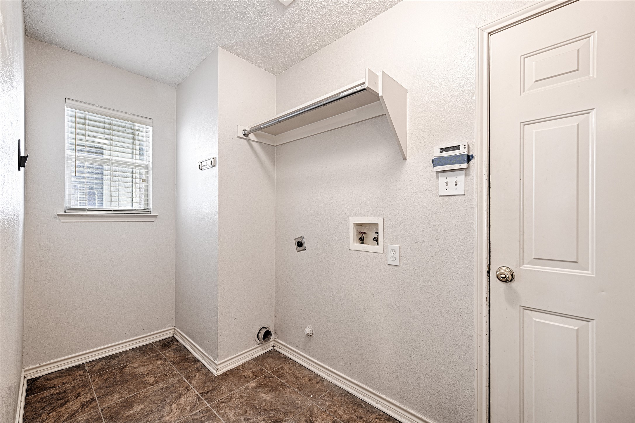 1544 Birkenhead Lane Lancaster TX 75134