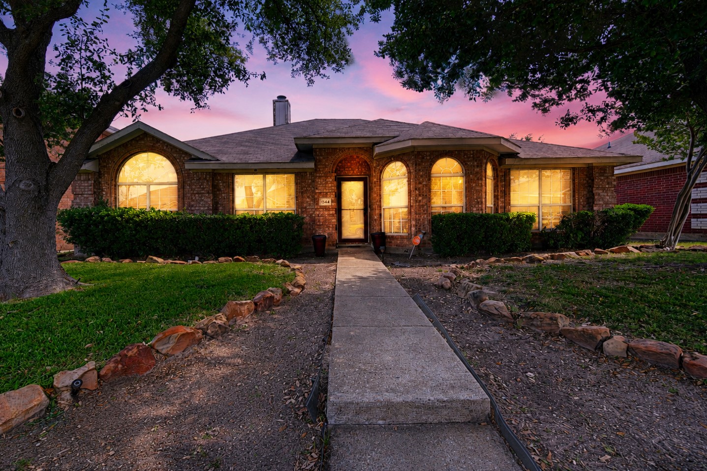 1544 Birkenhead Lane Lancaster TX 75134