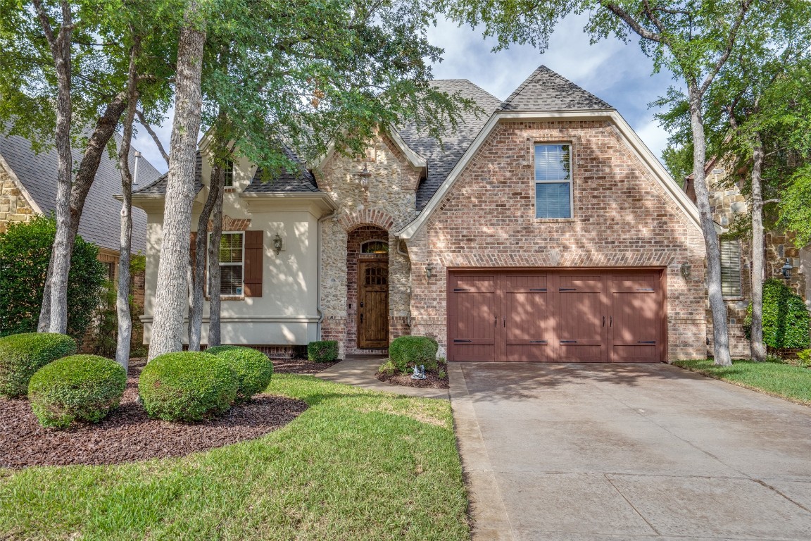 3465 N Riley Place Hurst TX 76054