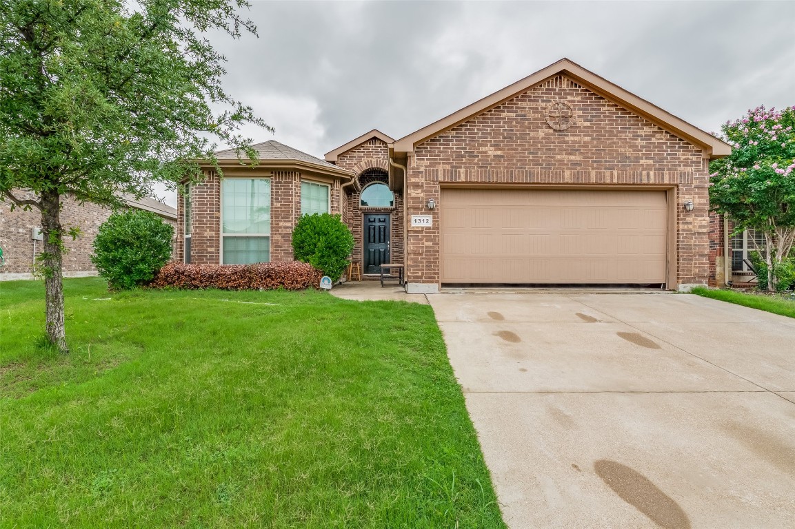 1312 Woodbine Cliff Drive Fort Worth TX 76179