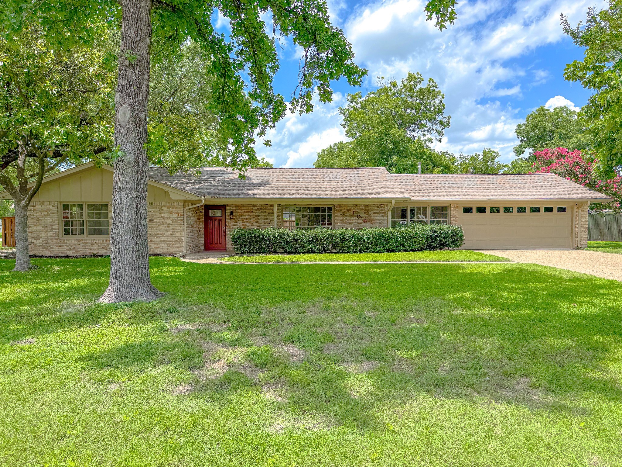 106 W Calhoun Street Rice TX 75155