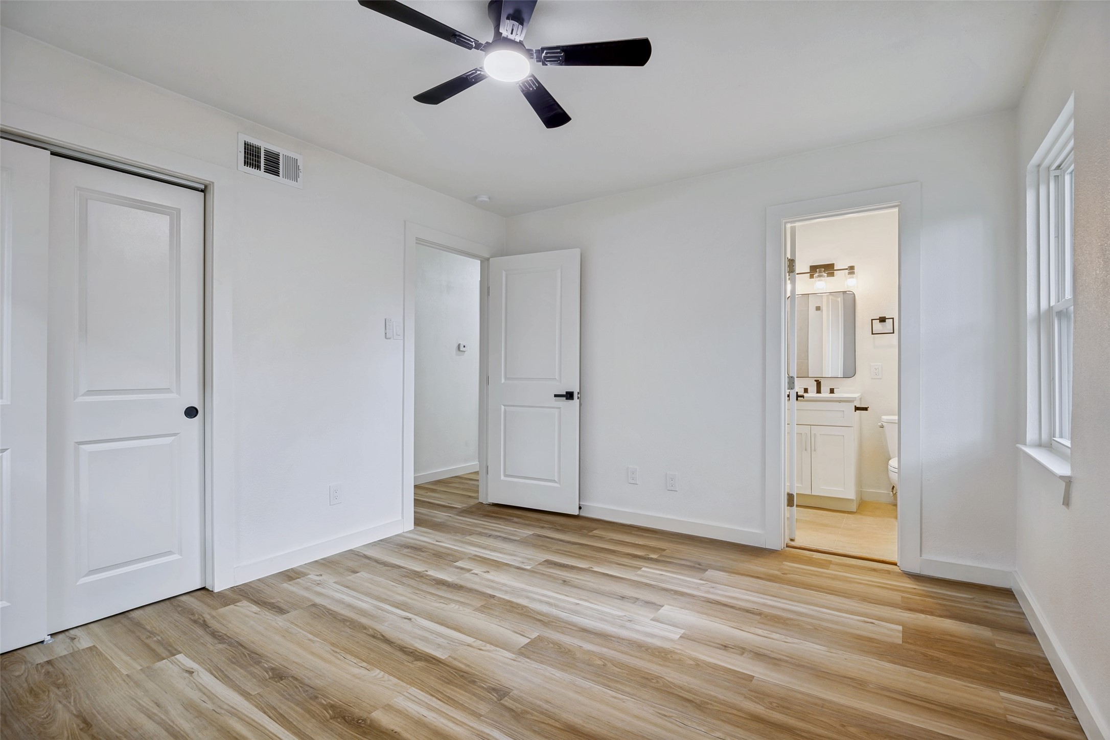 3216 Rock Bluff Drive Dallas TX 75227