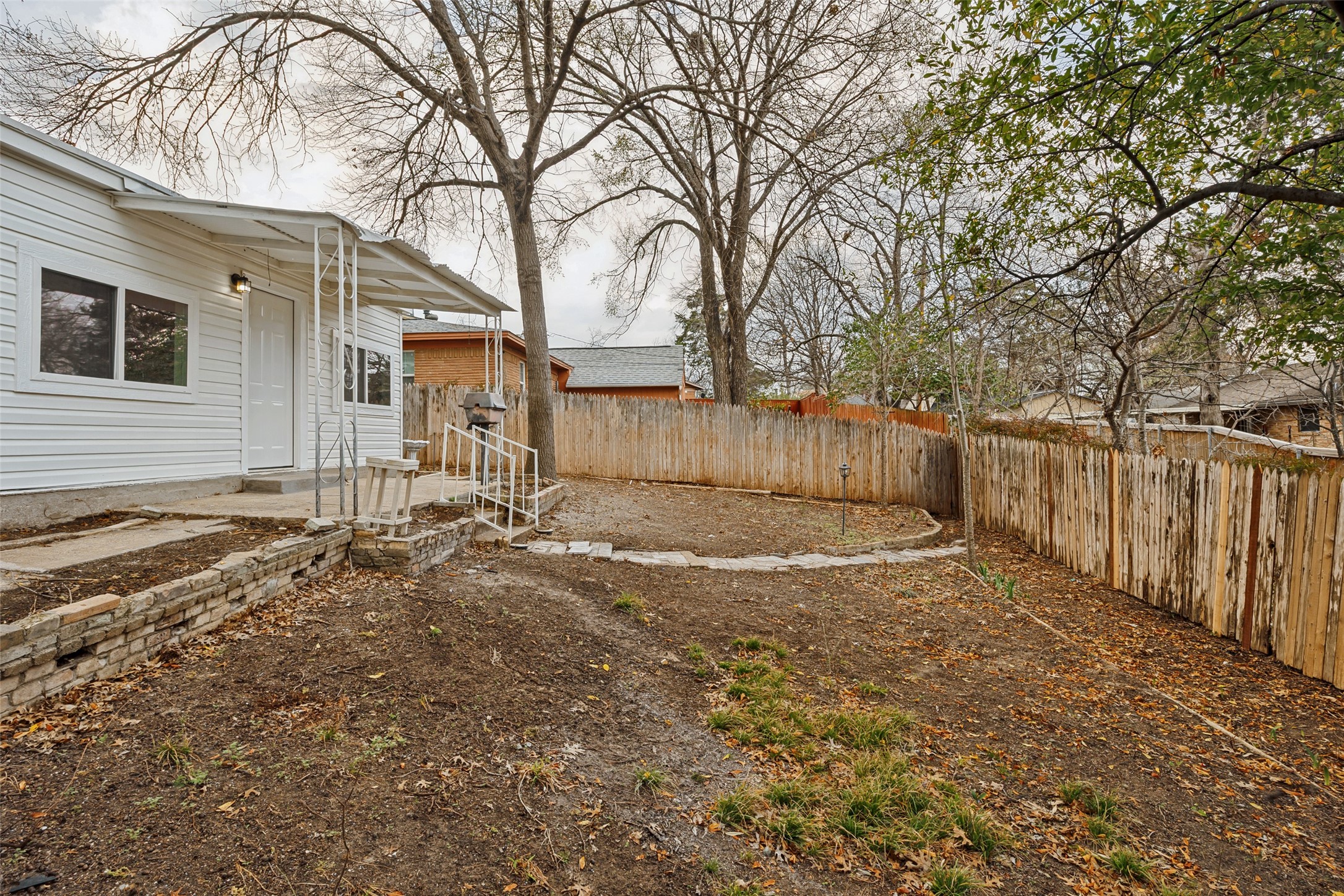 3216 Rock Bluff Drive Dallas TX 75227