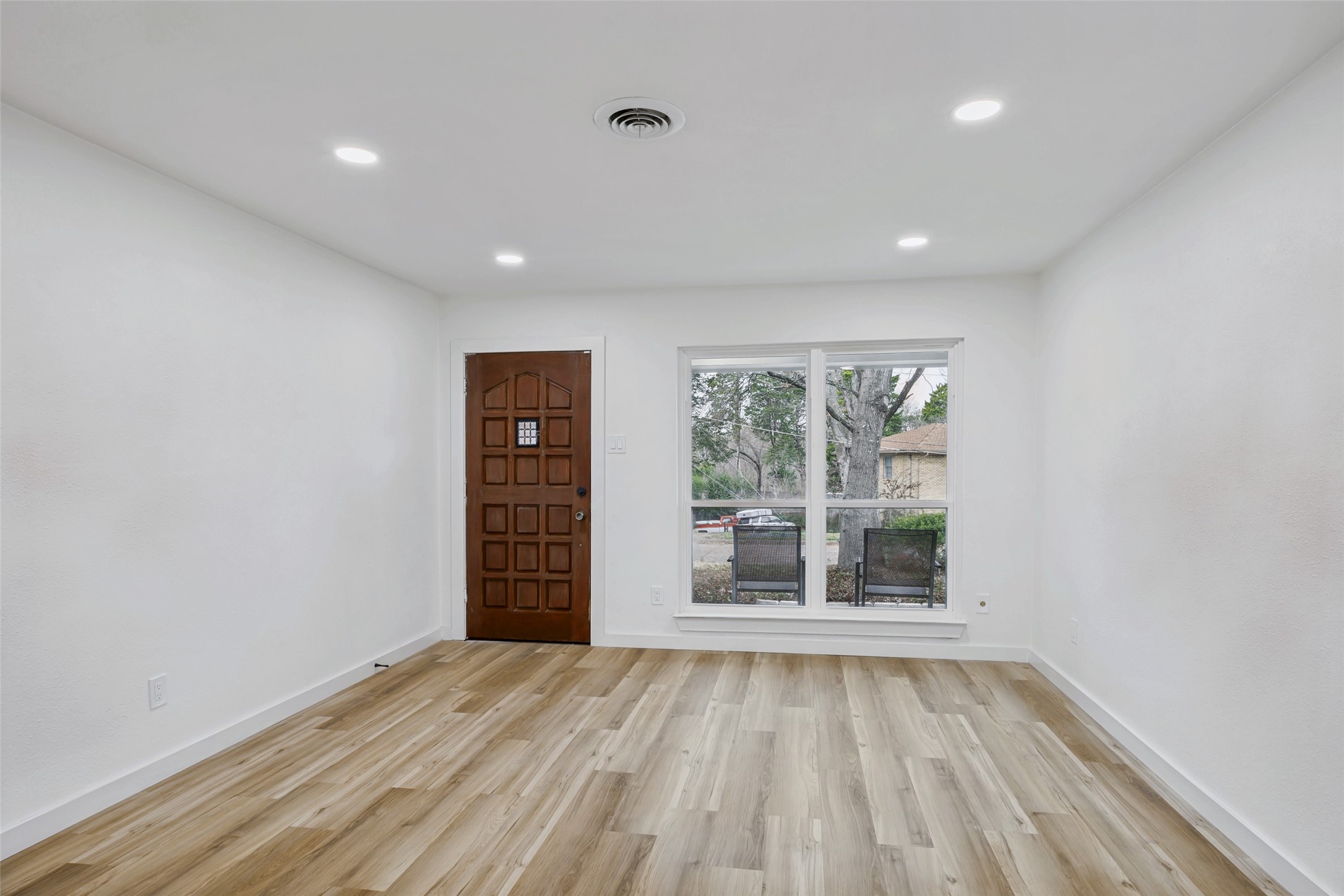3216 Rock Bluff Drive Dallas TX 75227