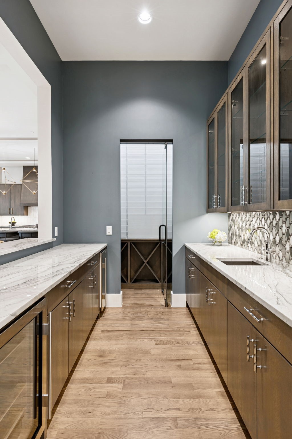 4447 Taos Road Dallas TX 75209