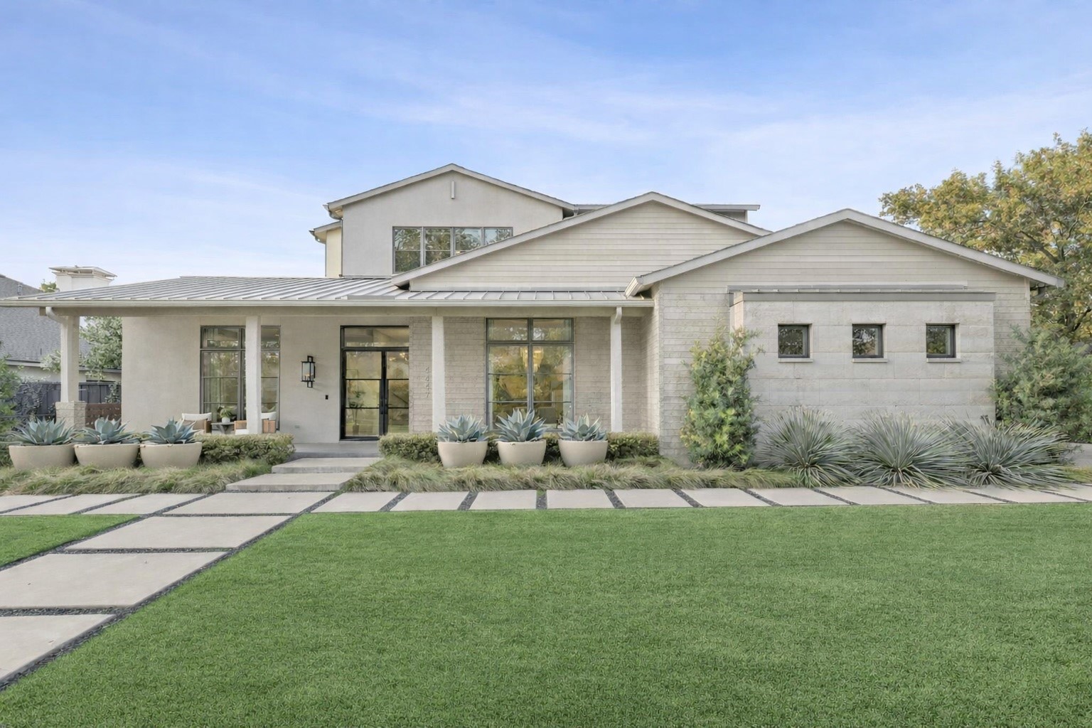 4447 Taos Road Dallas TX 75209