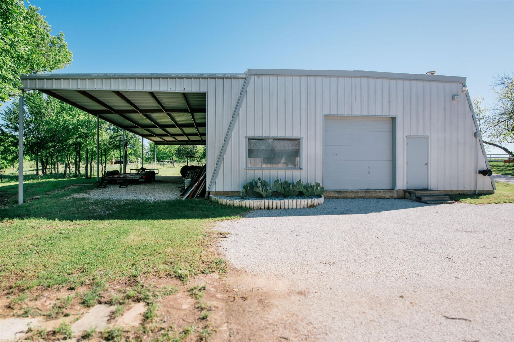 9325 Fm 428 Aubrey TX 76227