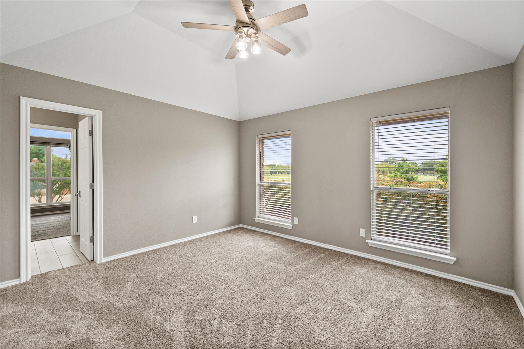 5401 Emerald Park Boulevard Arlington TX 76017