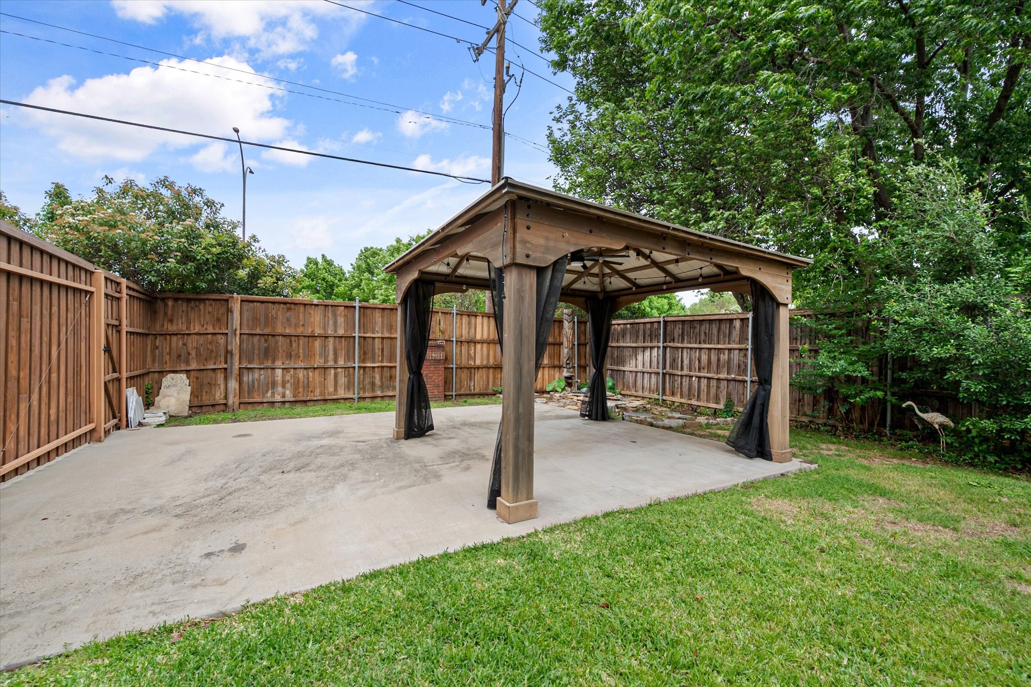 5401 Emerald Park Boulevard Arlington TX 76017