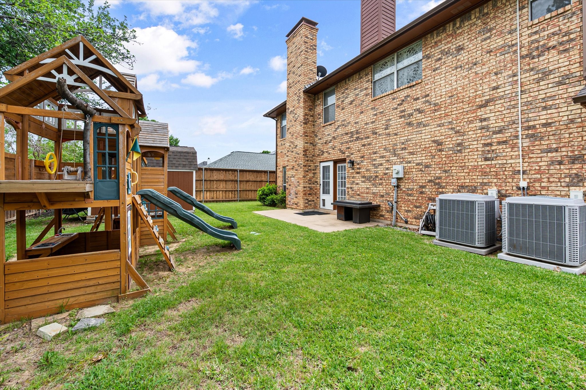 5401 Emerald Park Boulevard Arlington TX 76017