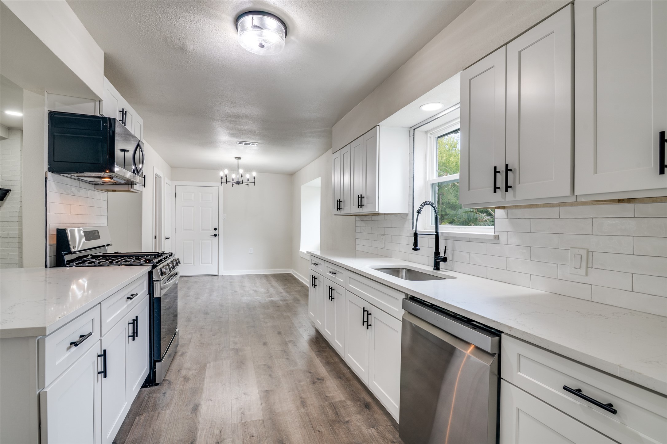 11335 Drummond Circle Dallas TX 75228