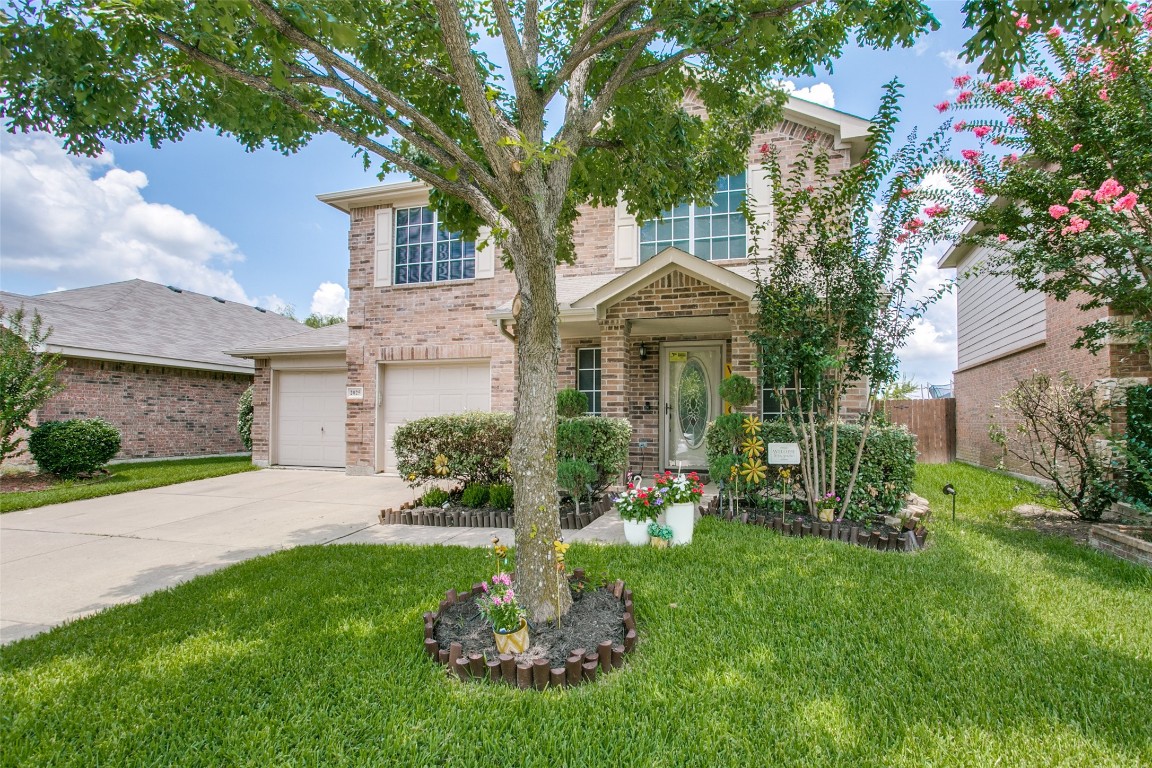 2025 Club Oak Drive Heartland TX 75126